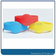 RFID wristband