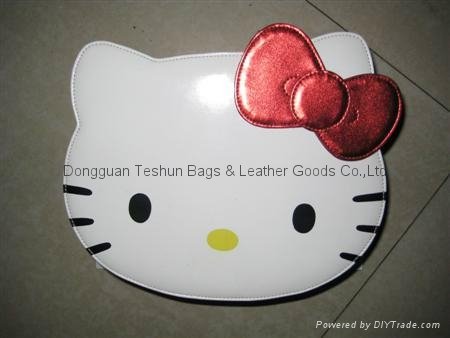 hello kitty box with PU material 3