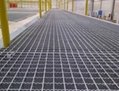 Heavy-duty typed expanded metal grating