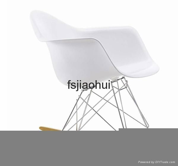 Eames RAR Rocking Chair 3