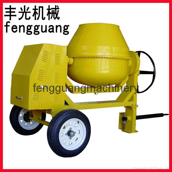 mobile concrete mixer    3