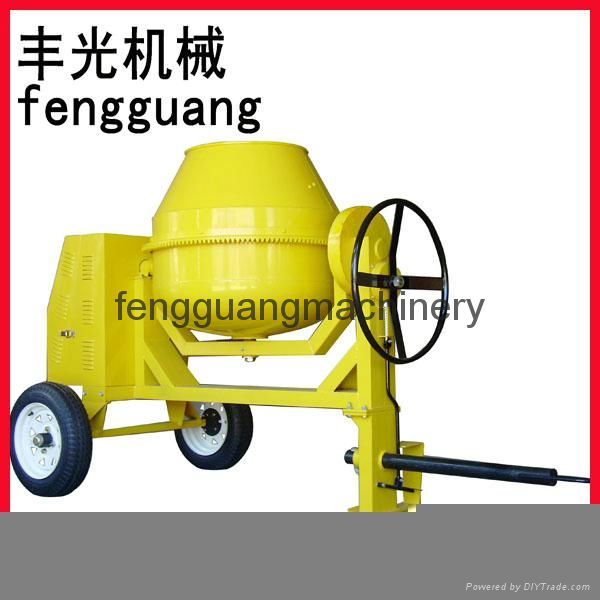 mobile concrete mixer   