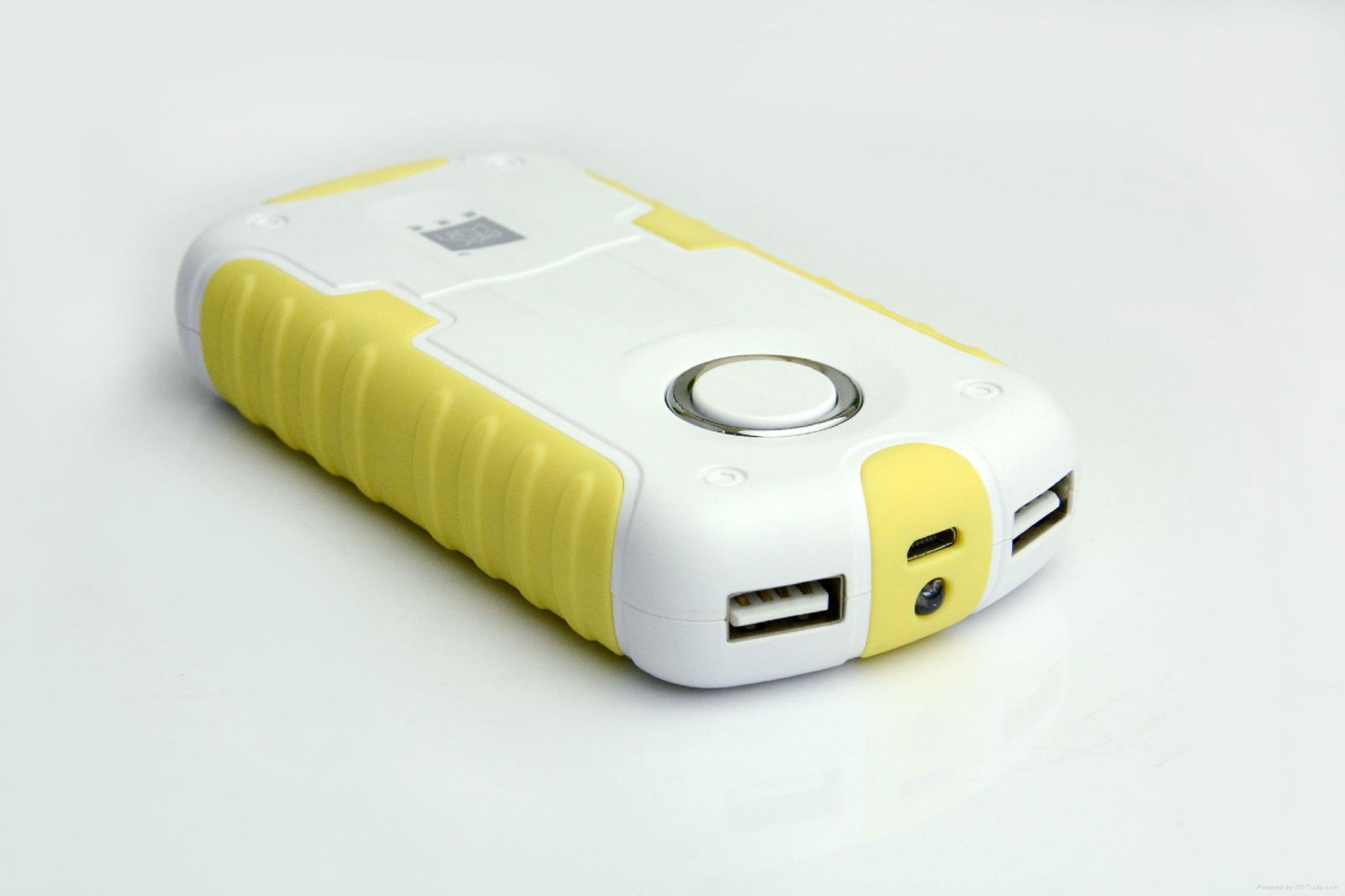 LCD Power Indication 60000mAh Power Bank Charger 4