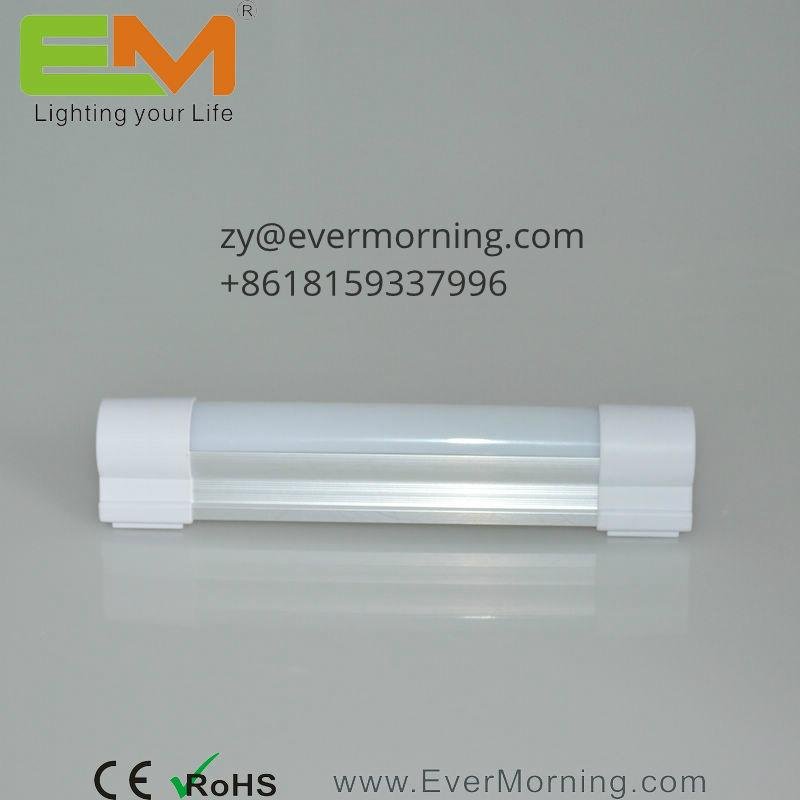 Rechargeable LED Tube Light with Power Bank 2