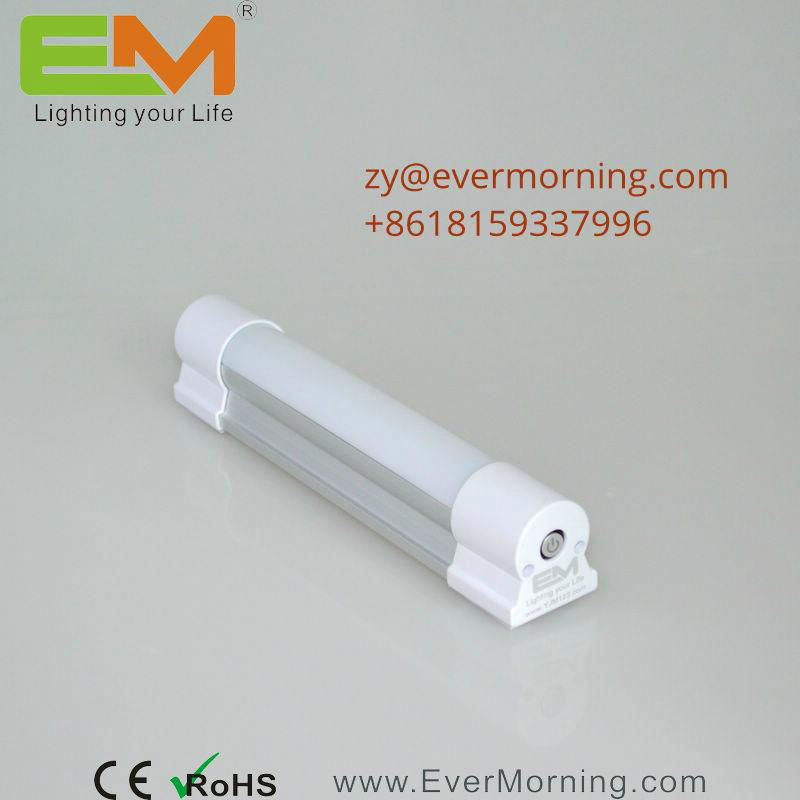 Rechargeable LED Tube Light with Power Bank 3