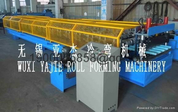 PU Sandwich Panel Roll Forming Machine