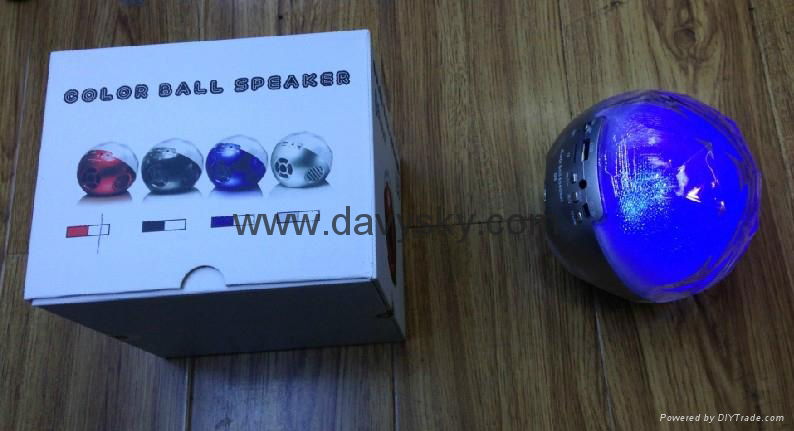 Colorful Ball Bluetooth with Radio 4