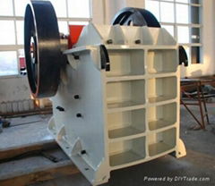 Features of Deep cavity structure crusher