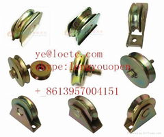 caster wheel for sliding door