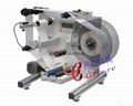 Semi-auto round bottle labeling machine 1