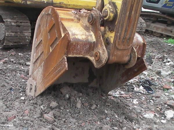 KOMATSU excavator PC200-6 PC220-7 PC220-8 CRAWLER EXCAVATOR 5