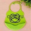 SIlicone baby bibs 2