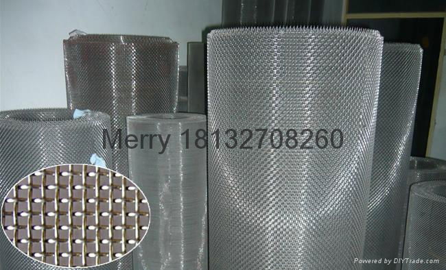 Crimped wire mesh