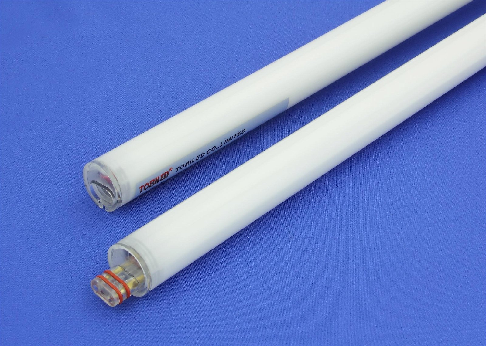 Patented IP65 230V Plug in LED tube 4