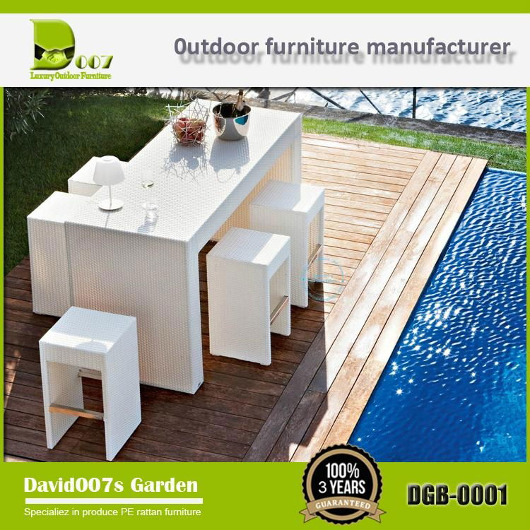 Luxury outdoor PE rattan Bar table set