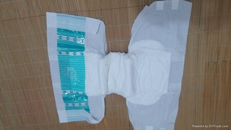 ultra-thin disposable adult diaper cheap adult diaper manufacturer from China  3