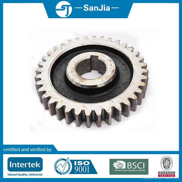 2015 popular tractor spare parts changzhou gear 5