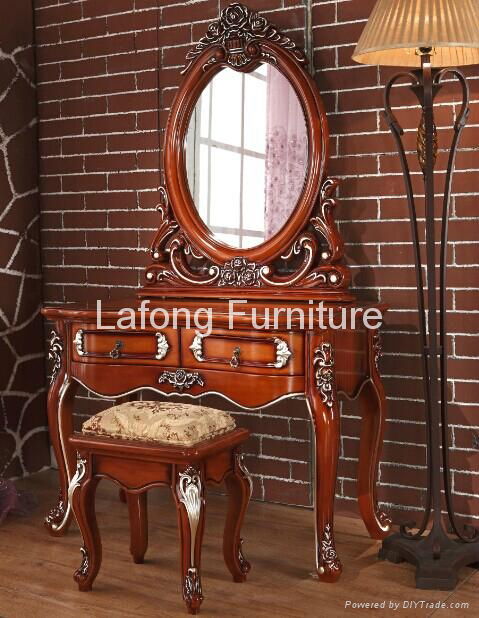 Good quatity in french style royal bedroom furniture set 4