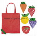 Wholesale cheap reusable nylon folding strawberry shopping bags