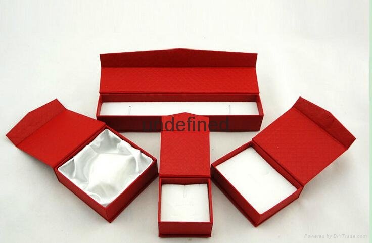 wholesale  jewelry paper box clamshell box  3