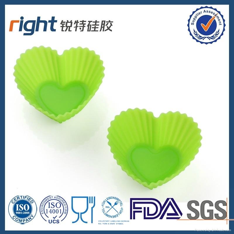 cute mini different shape silicone baking molds