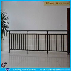 High Quality Wrought Iron Balcony Railling Designs