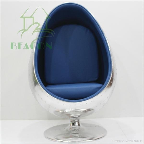 Aluminum  Egg Pod  Chair 3