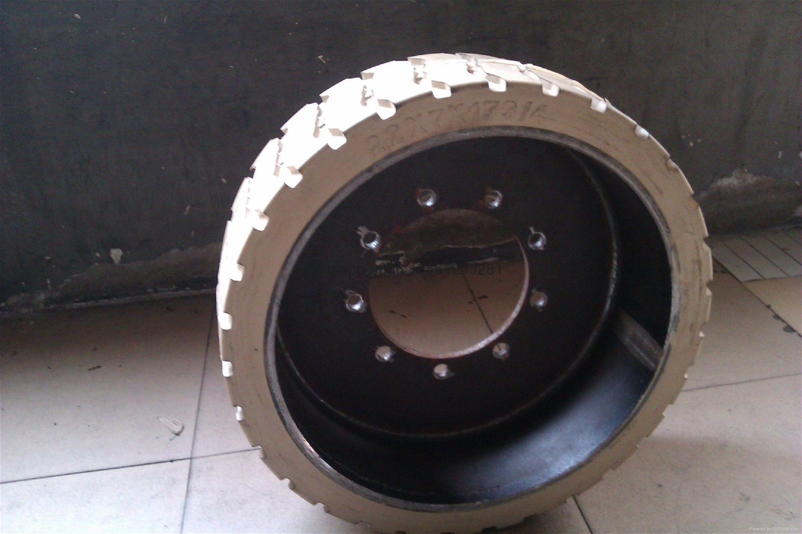 Top sales forklift no-marking solid tire 200/50-10  7.00-9 5
