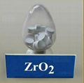Zirconium dioxide (Chemical formula: