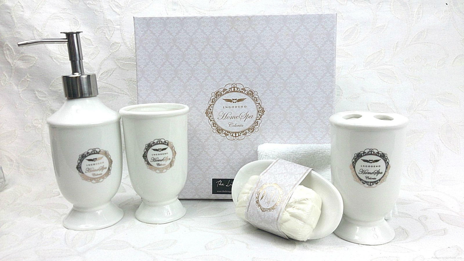 Bathroom Gift Set  2