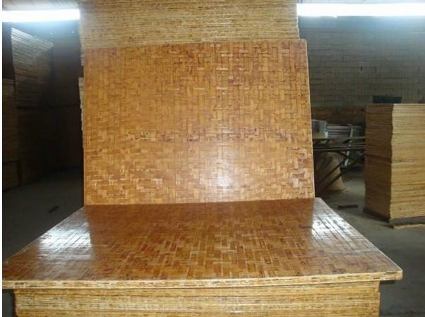Bamboo Pallet Of Concrete Blocks & Bricks 3