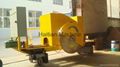 Concrete slab cutting machine