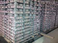 Ceramic spool insulator manufacturer