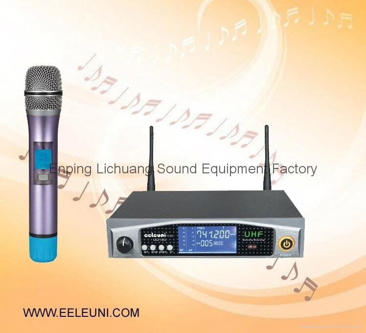 Small and Exquisite UHF Dual Channels True Diversity Wireless Microphone 2