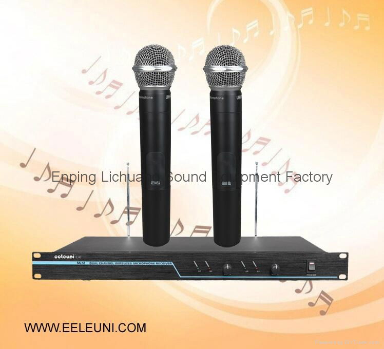 VHF Dual Channels Wireless Microphone