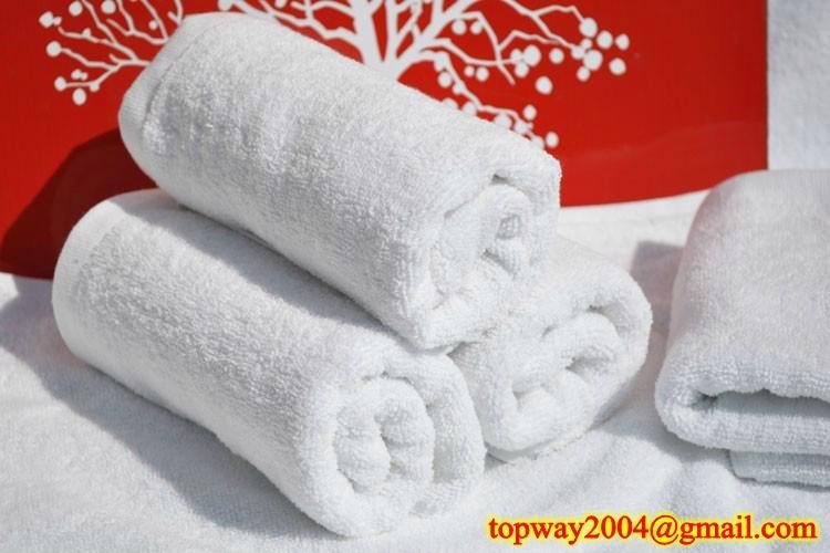 100% cotton piece dyed white towels