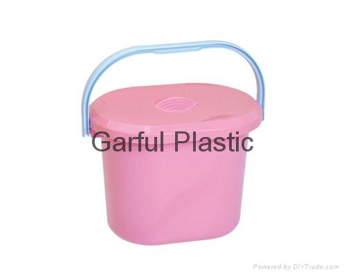 plastic water bucket