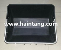 Plastic sow feeder