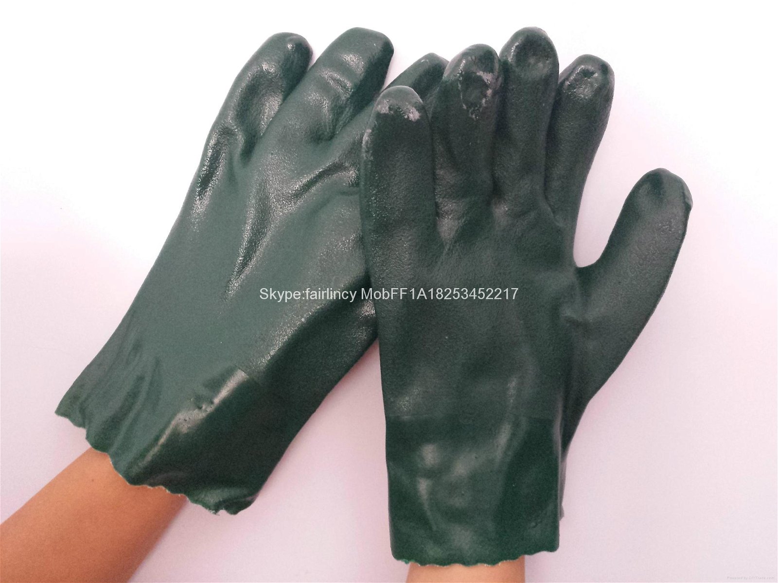 Elbow length green pvc safety gloves