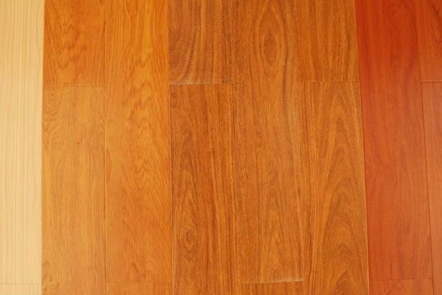 Thickness 8mm and 12mm laminate flooring with AC2-AC4 China manufacturers 