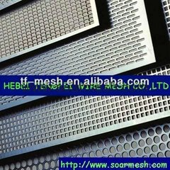 Round Staggered Perforated Metal (Iron steel & S.S Plate ISO 9001)