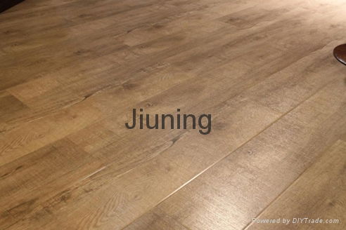 Cheap oak laminate flooring from China