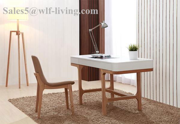 MDF Desk Top and Wooden Leg Office Desk (WLF-DK002)