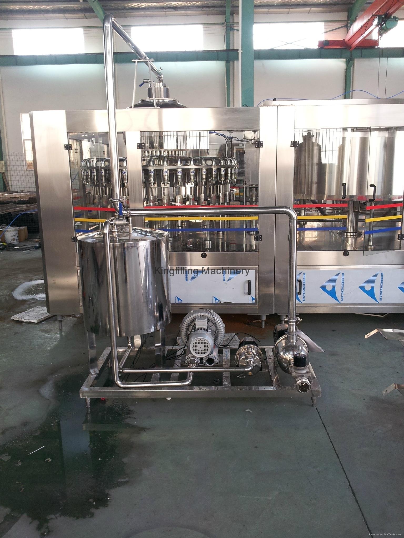 Full automatic rinsing filling and capping 3-in-1 machine for drinking water