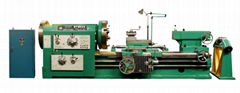 Pipe threading machine