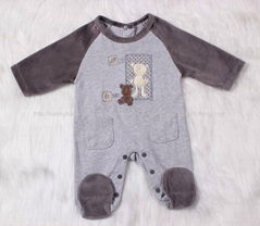 Lovely Bear baby boy Long Sleeve Romper with feet 