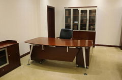 High Quality Metal Leg Wooden Manager Office Table Design Executive Office Desk 