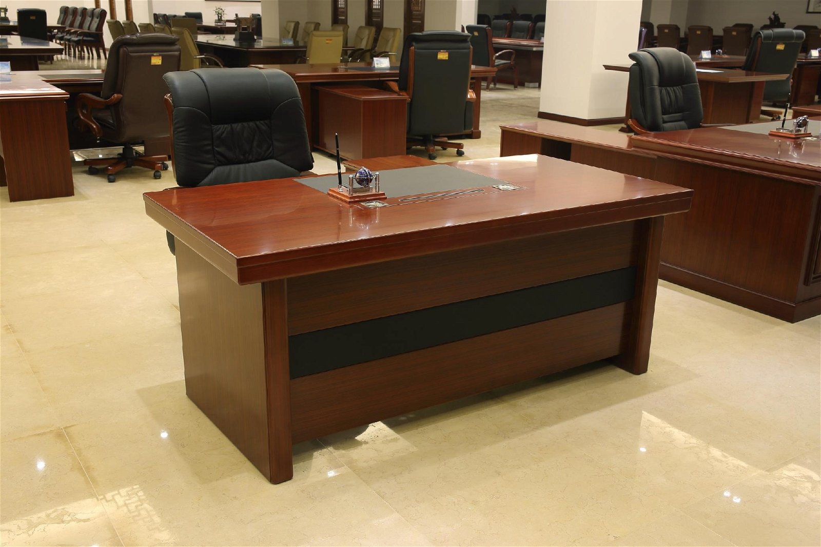 Made in China High Quality Office Modular Wooden Manager Office Desk
