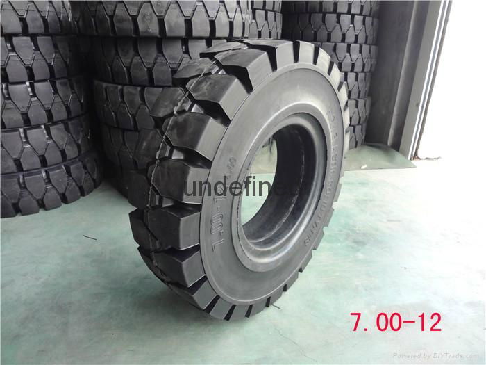 700-12 forklift solid tyre made in china