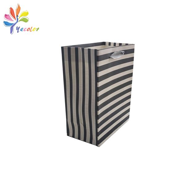 Wholesale printing paper bag for gift package